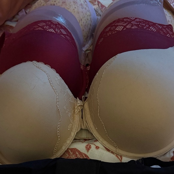 Victoria's Secret Black & multi colored Lace Bras - Picture 2 of 5